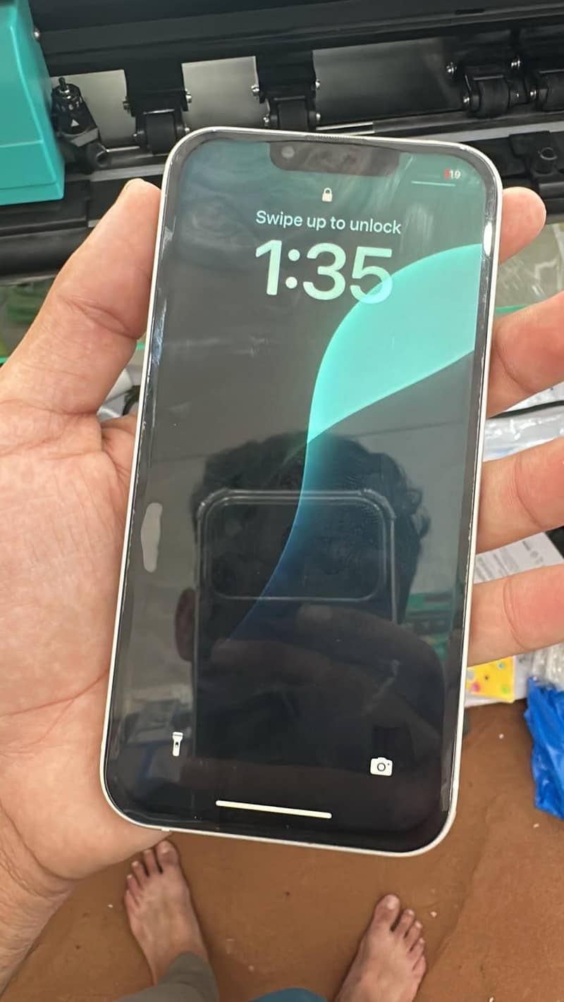 Apple iPhone 13 1