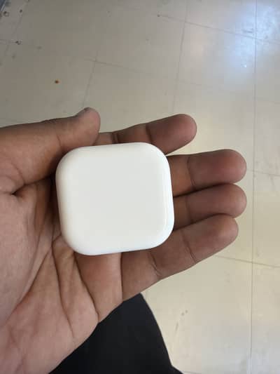 Apple 20 watt charger orignal untouch