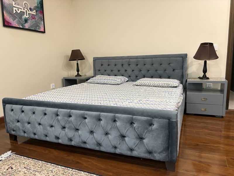 Double Bed 0
