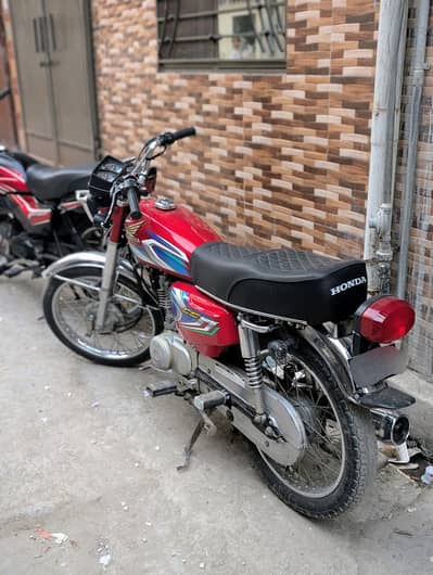 Honda CG 125 21/22 model neat and clean