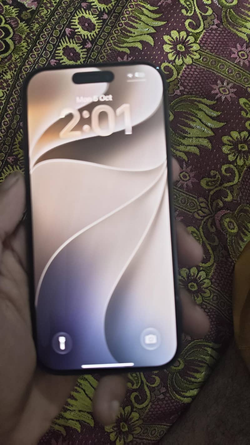 Apple iPhone 17 0