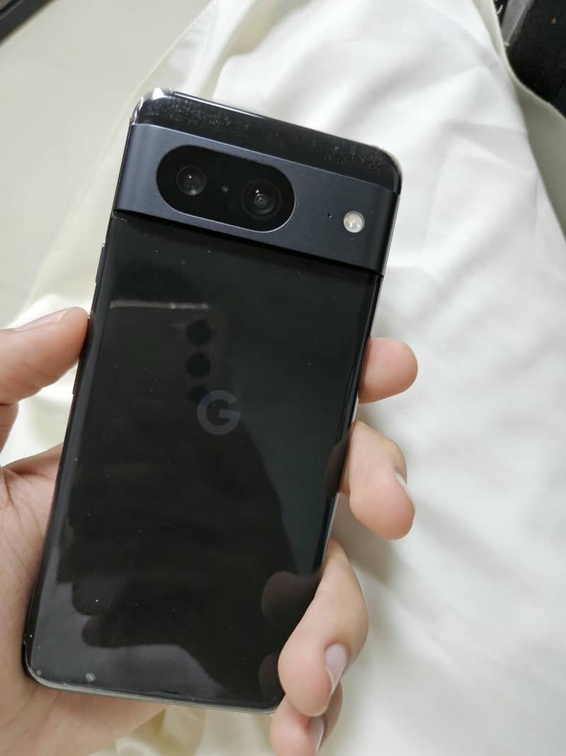 Google Pixel 8 1