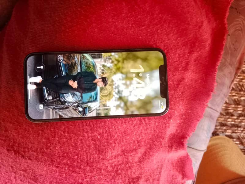 Apple iPhone 12 8