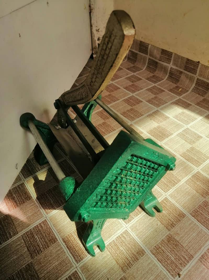 professional chip cutter 2