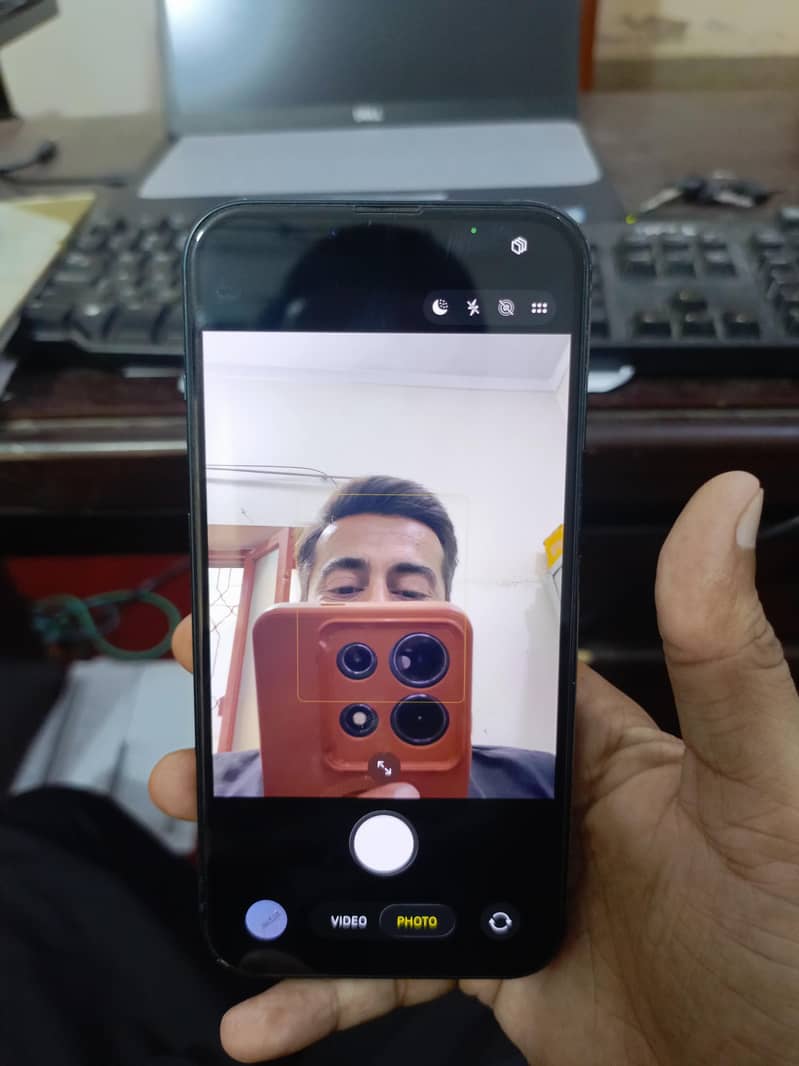 Apple iPhone 13 5