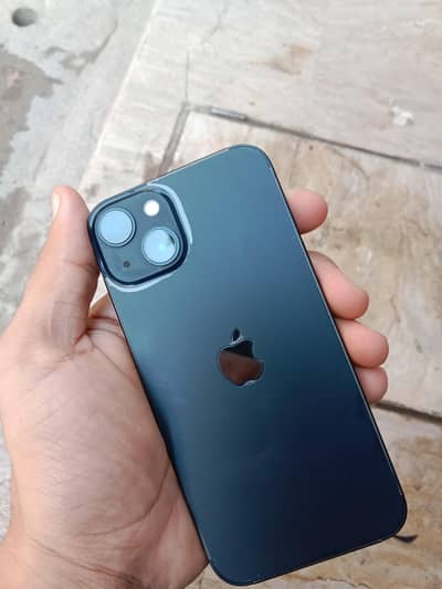Apple iPhone 13