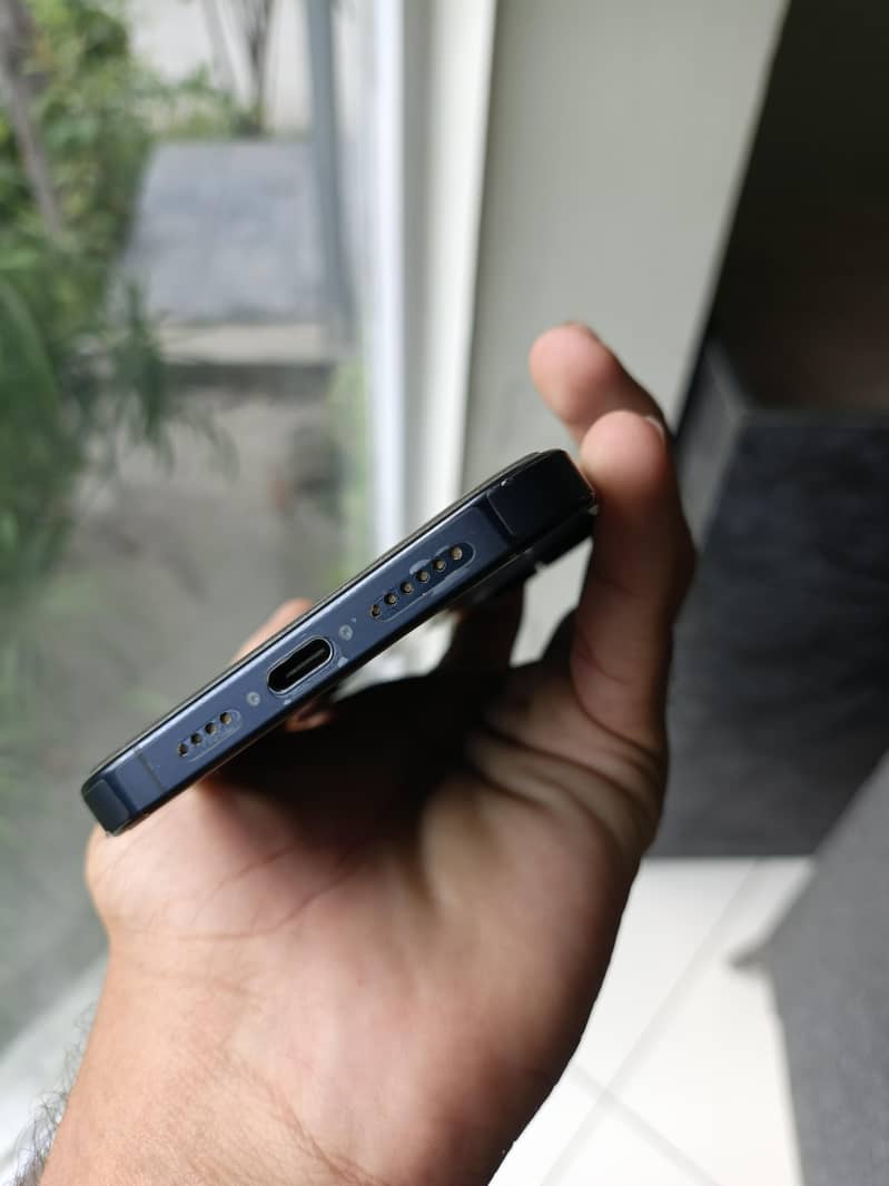 Apple iPhone 15 Pro Max 1