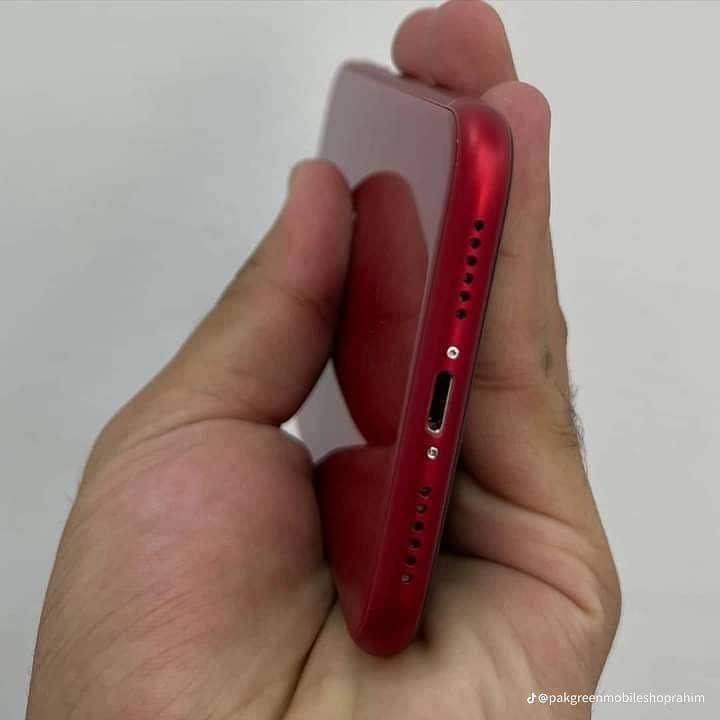 Apple iPhone XR 1