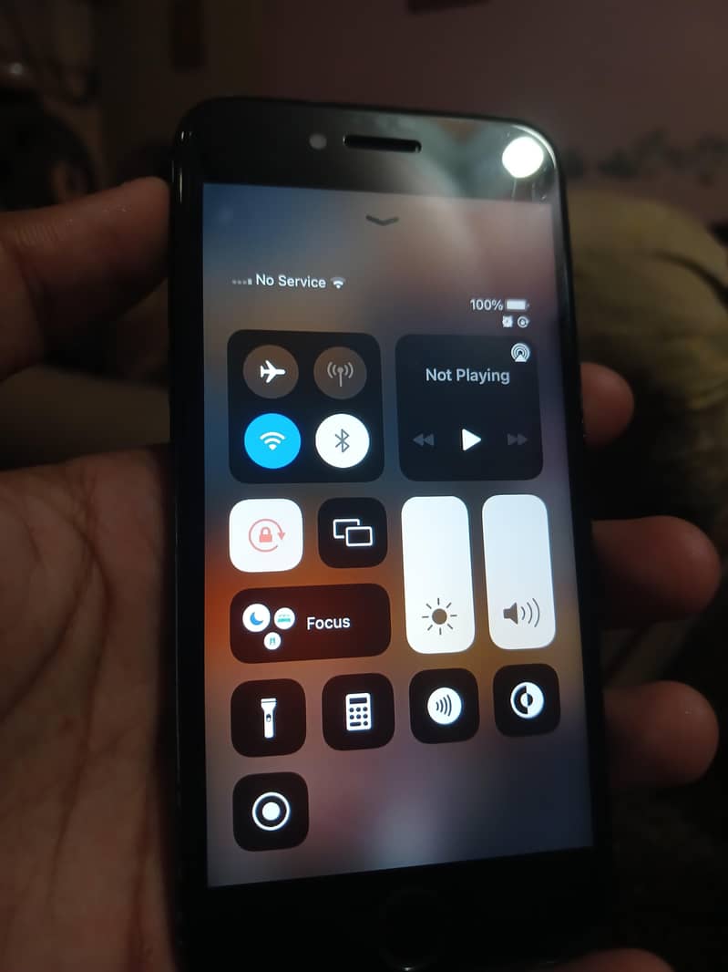 Apple iPhone 7 1