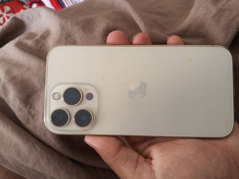 Apple iPhone 13 Pro 4