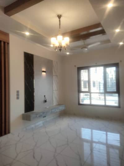 4 bed rooms with basment slightly used house