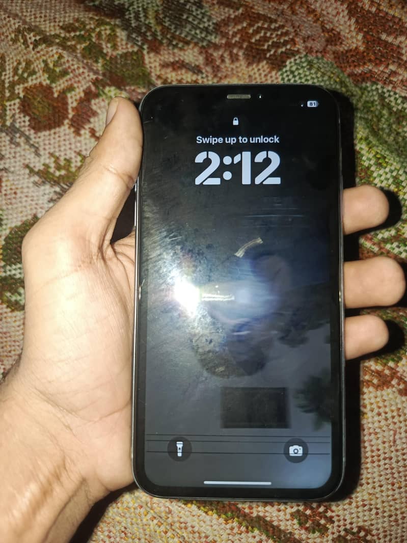 Apple iPhone XR 1