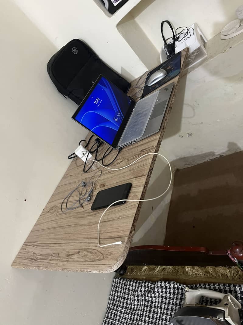 Laptop Table Wall mounted 1