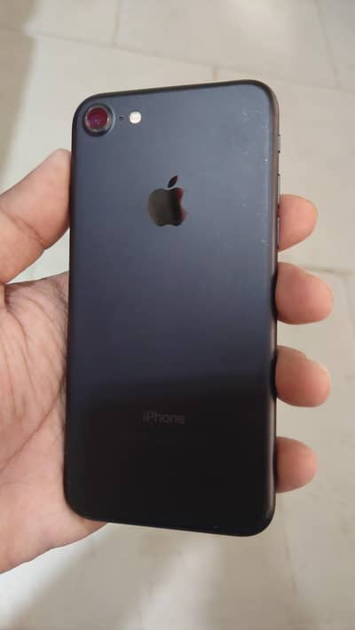 Apple iPhone 7