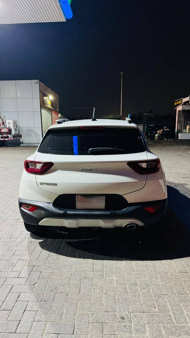 KIA STONIC ex plus 1