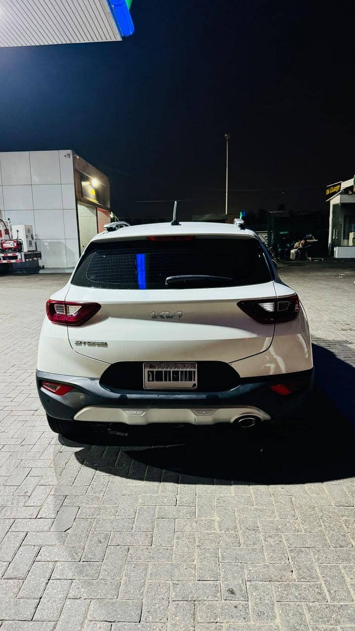 KIA STONIC ex plus 4