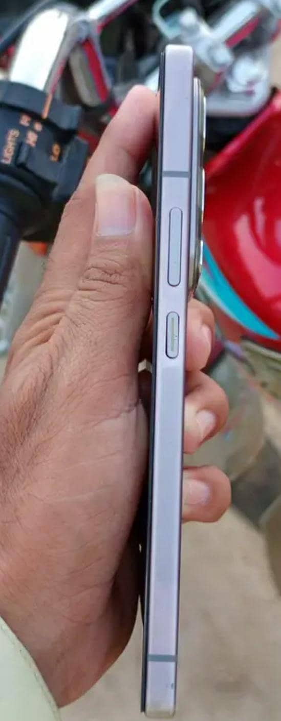 Infinix Note 50 Pro 5
