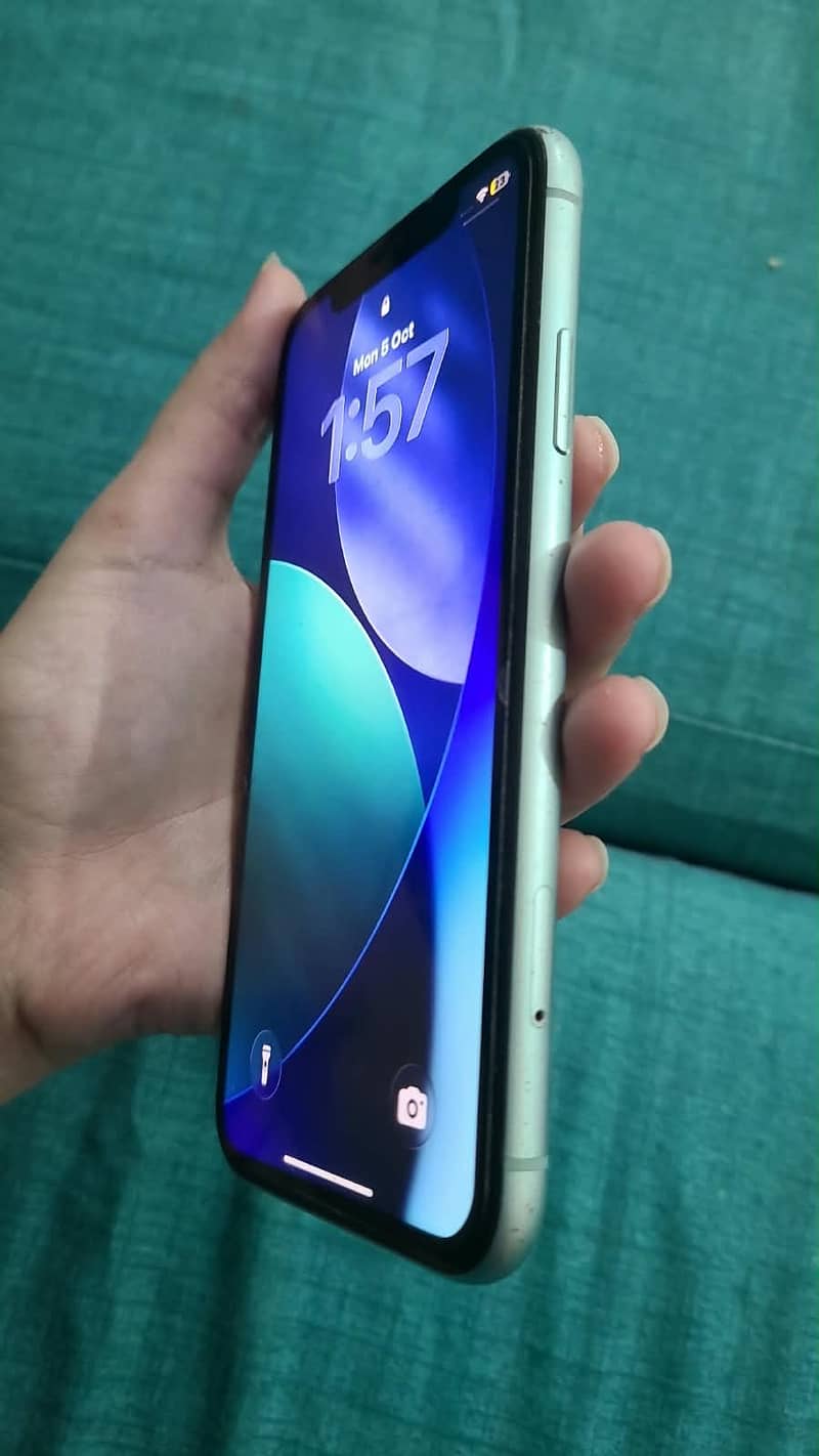 Apple iPhone 11 5