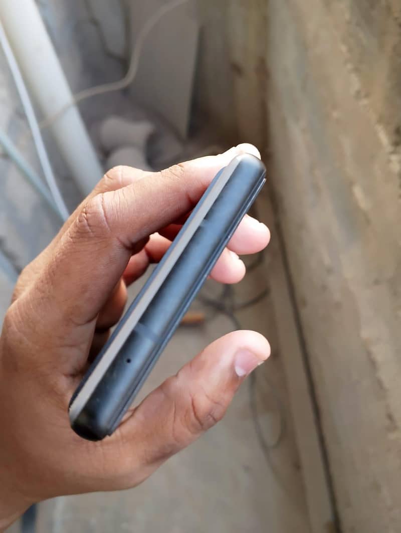 Google Pixel 6a 3