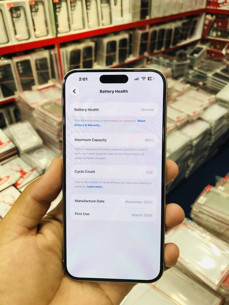 Apple iPhone 15 Pro Max 5