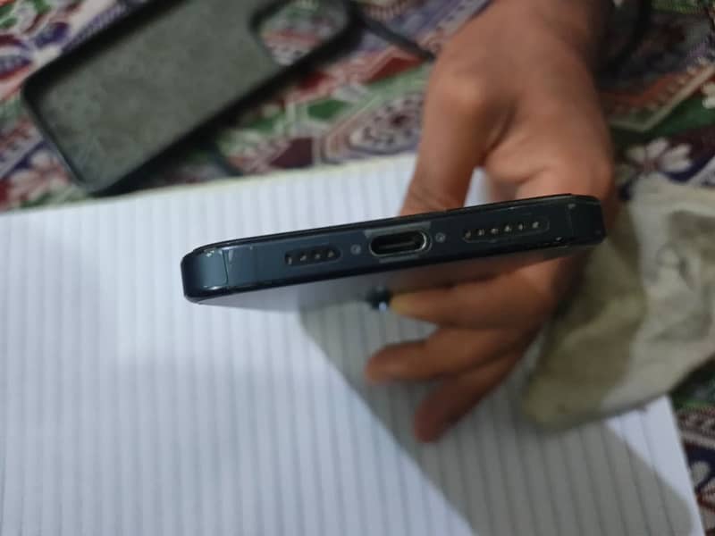Apple iPhone 15 Pro Max 1