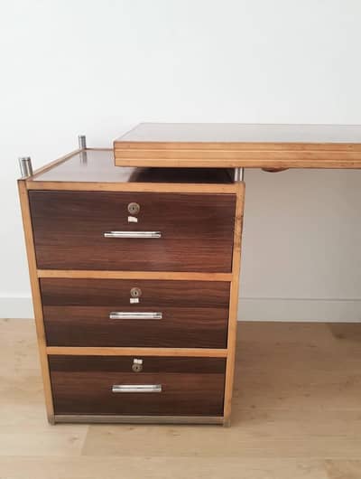 potable custom table /office tables. . . lap top table