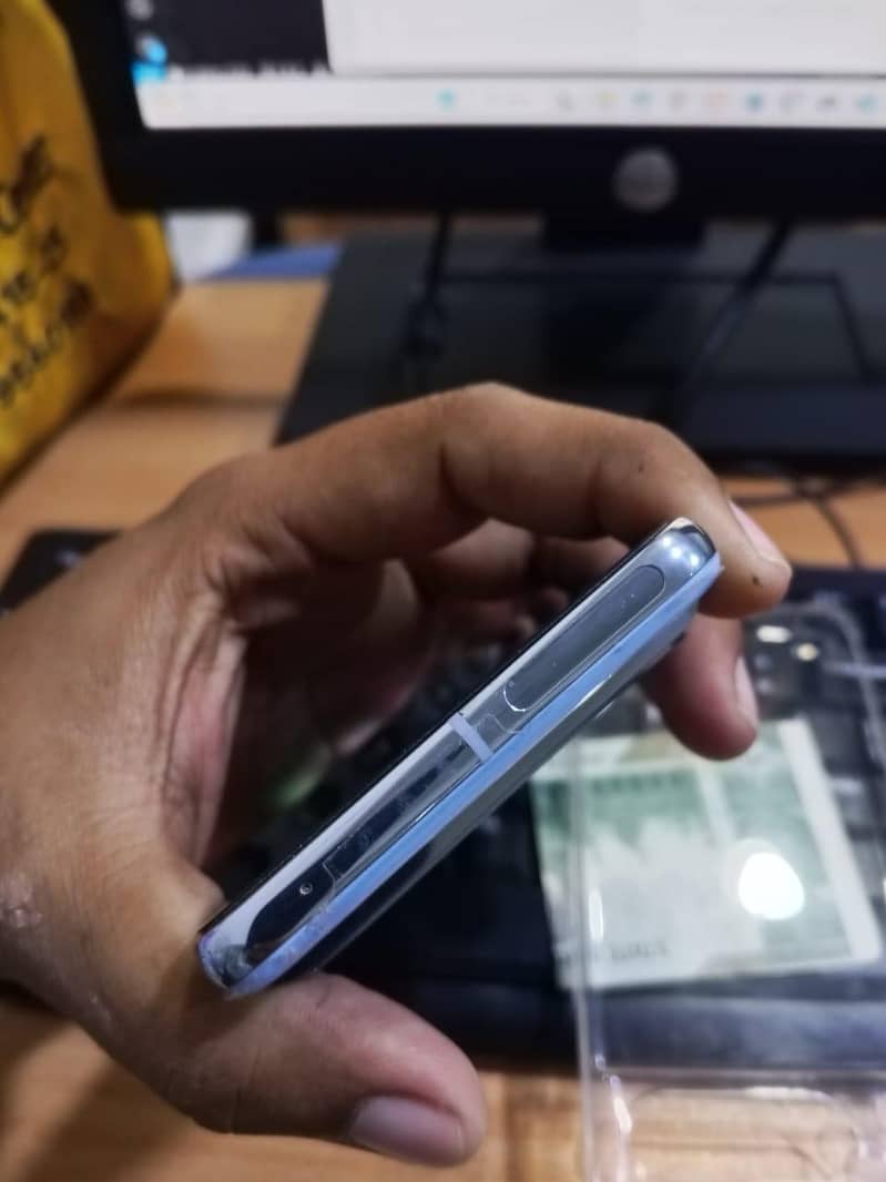 Google Pixel 8 Pro 7