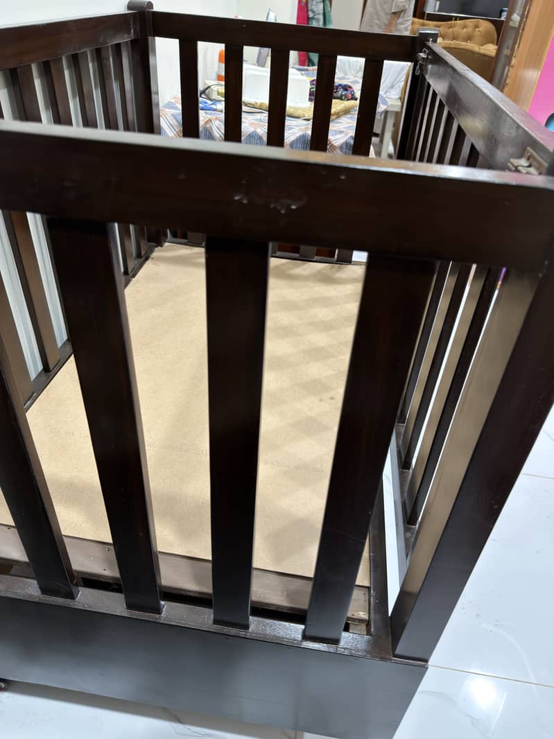 Baby Cot 3