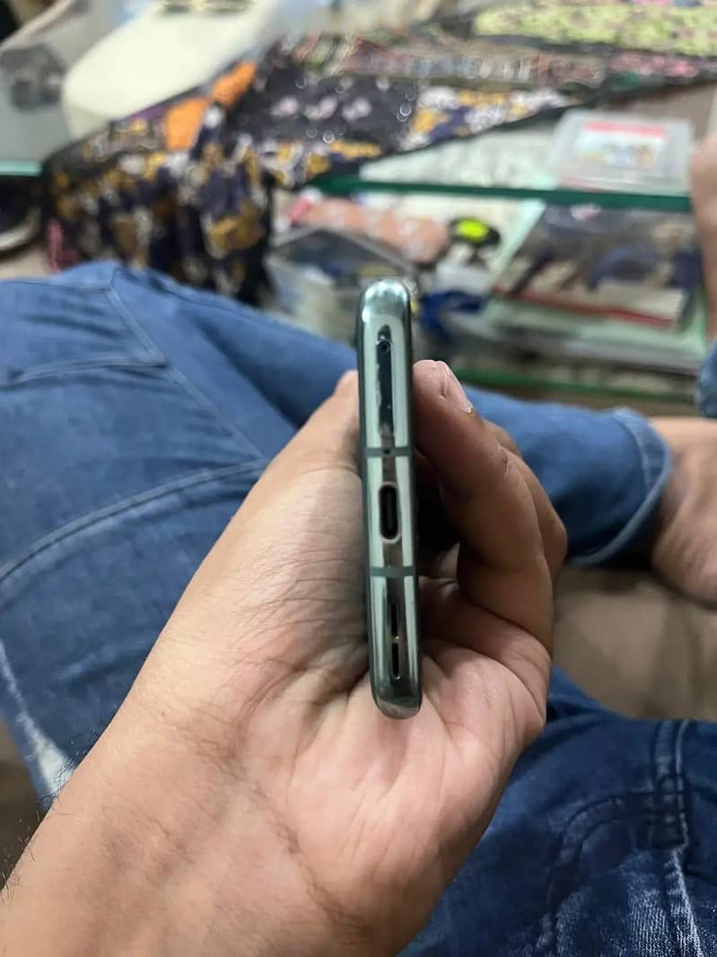 One Plus 10 Pro 7