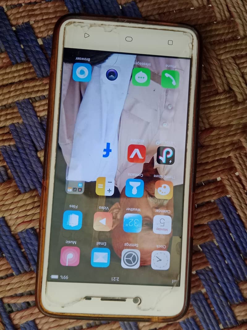 OPPO A37 2