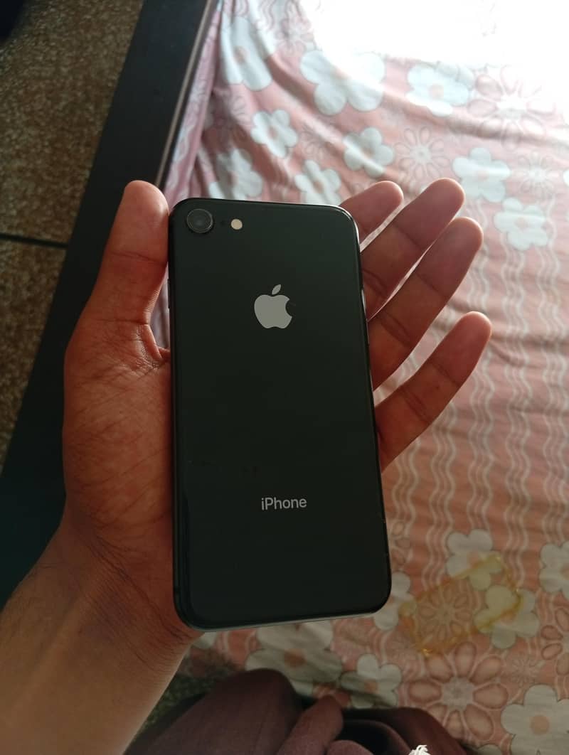 Apple iPhone 8 2