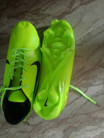 ORIGINAL NIKE TIEMPO LEGEND 9