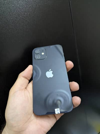 IPHONE 12 82% battery