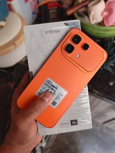 Infinix Note 60 Pro just brend new 8/256 9 Months Worantyy 03161142266
