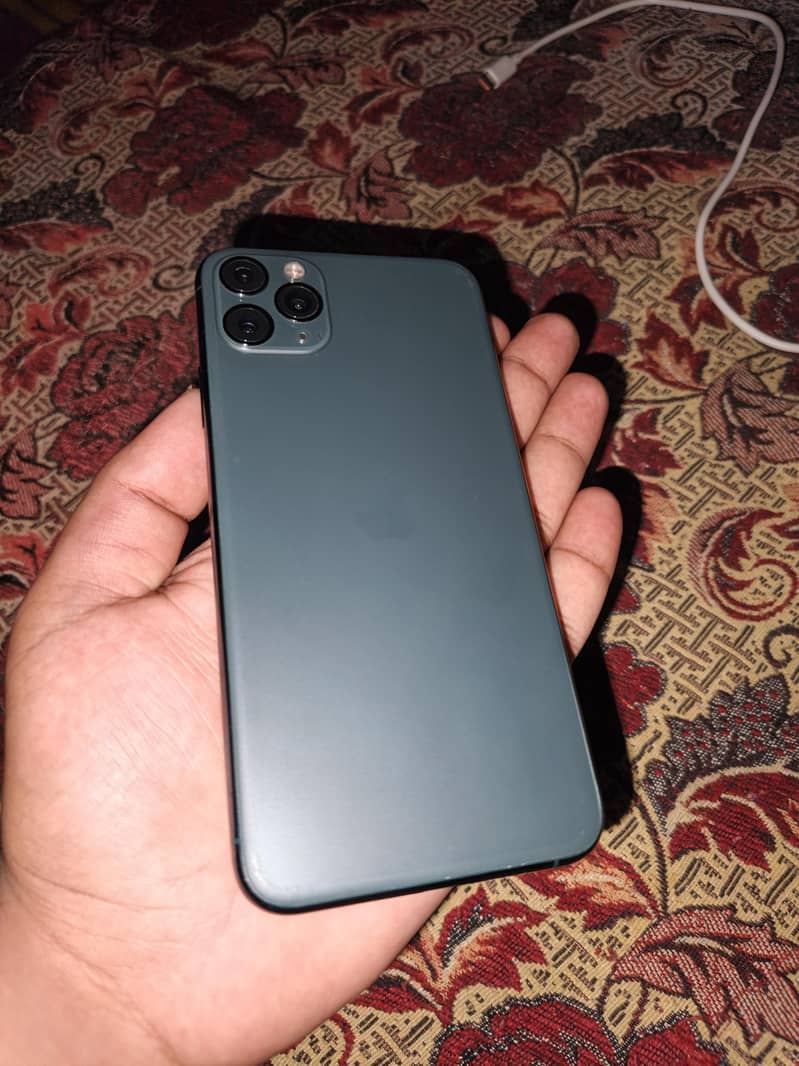 Apple iPhone 11 Pro Max 0