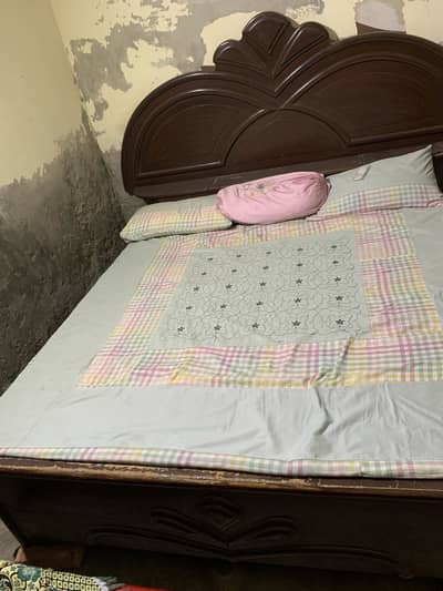 Bed hai ply wood,