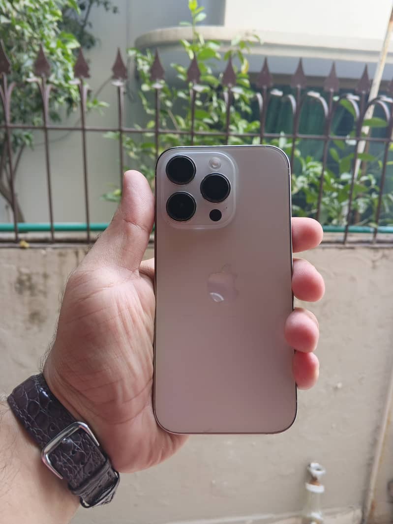 Apple iPhone 14 Pro 5