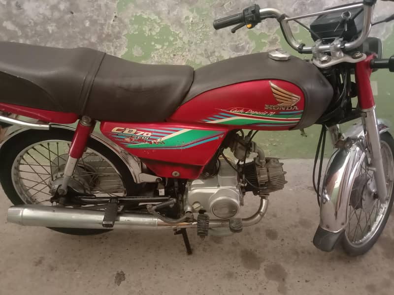 Honda CD70 0