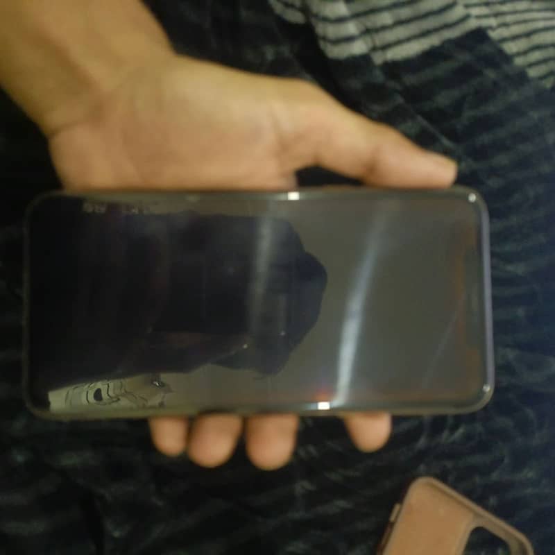 Apple iPhone 11 Pro Max 1