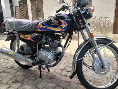 Honda CG125 2027 sticker Black color brand new zero meter