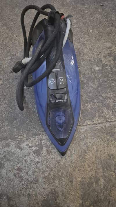 Phillips Steam Iron 2500W GC3920