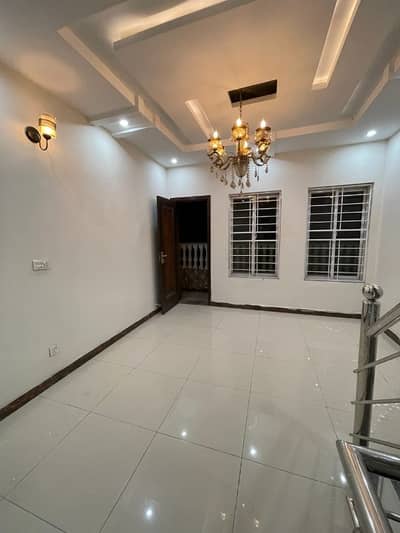 Five Marla Tile Flooring House For Sale Wapda Town