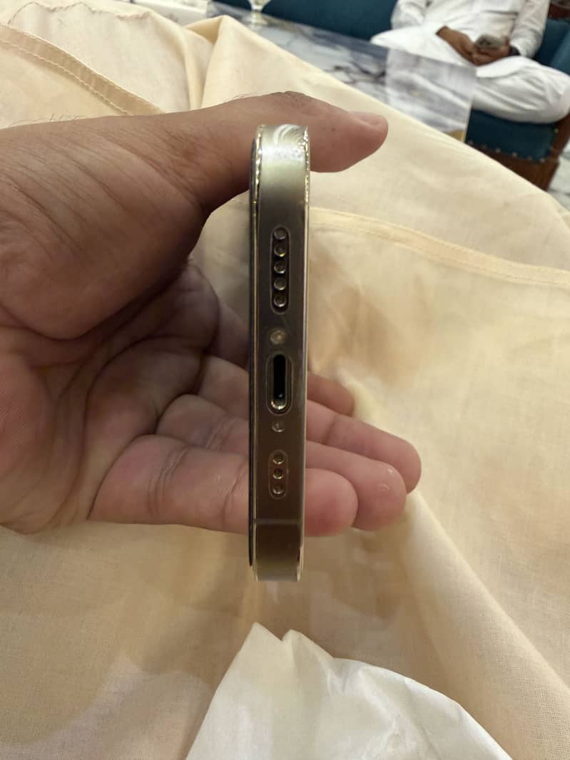 Apple iPhone 12 Pro 7