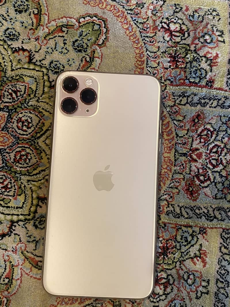 APPLE IPHONE 11 PRO MAX 7