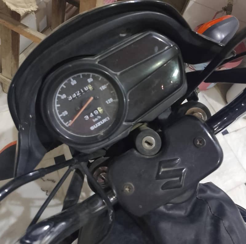 Suzuki 110 7