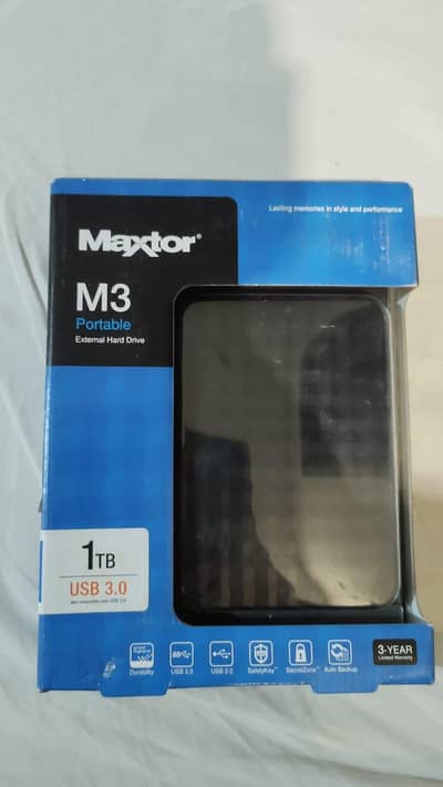 New Maxtor M3 Portable 1 TB