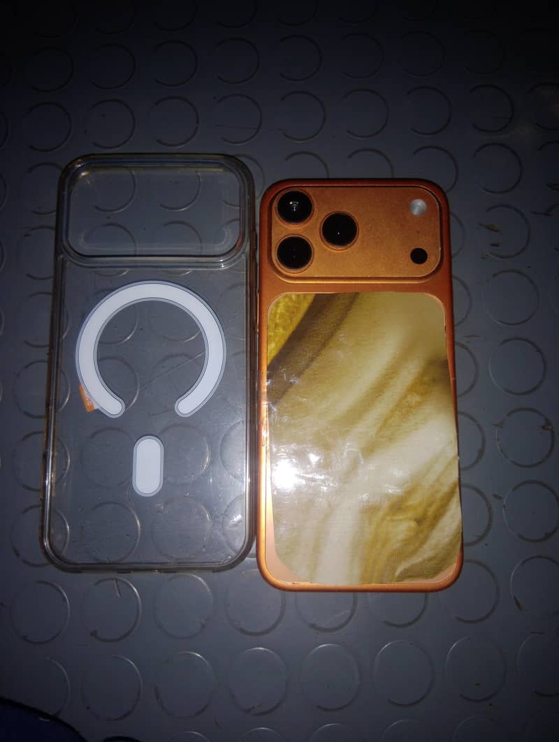 Apple iPhone 17 Pro Max 1