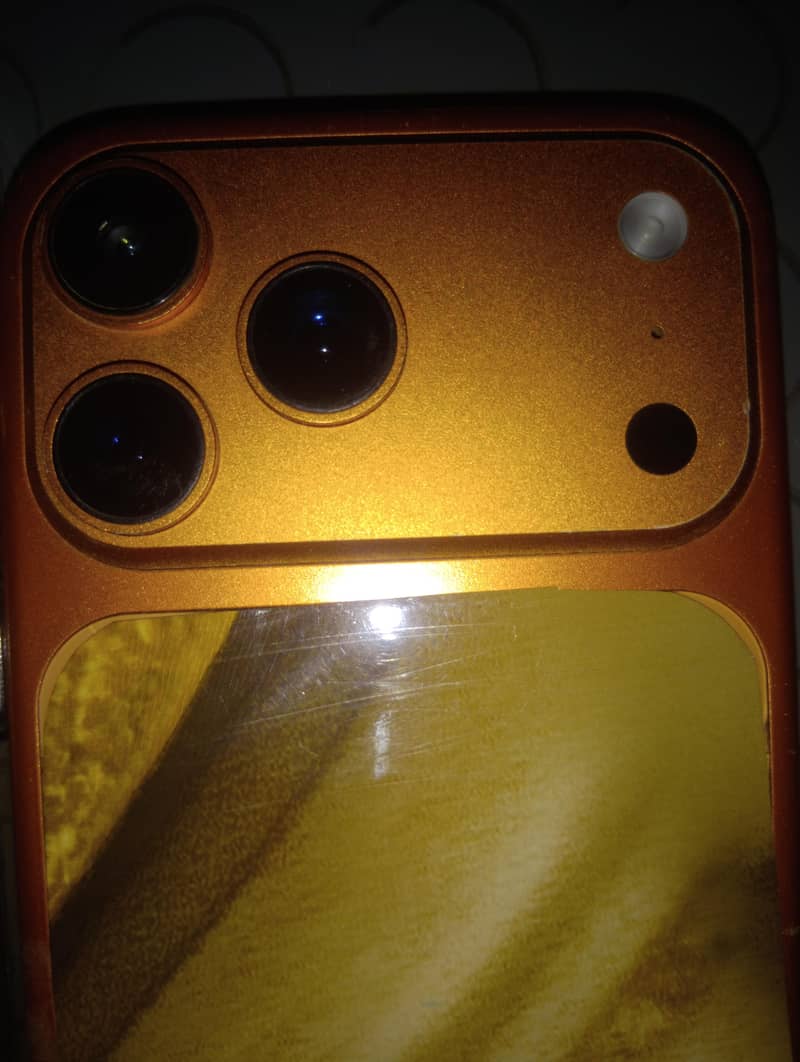 Apple iPhone 17 Pro Max 2