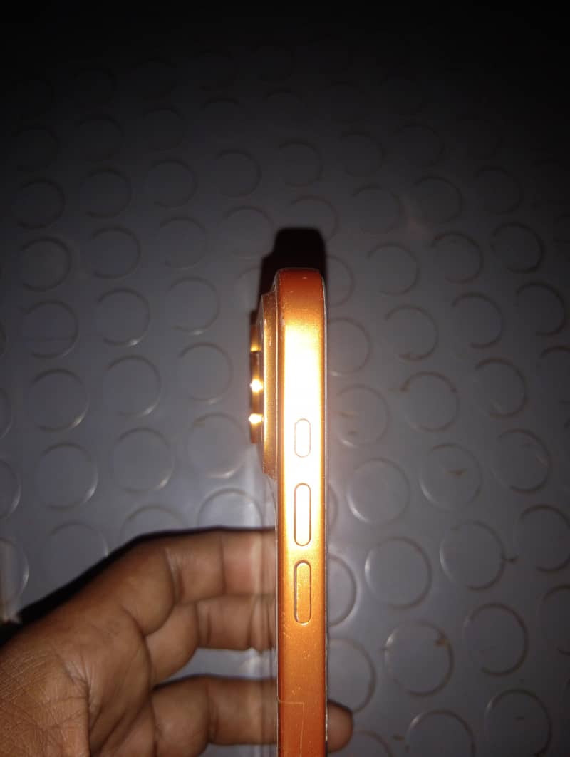 Apple iPhone 17 Pro Max 3