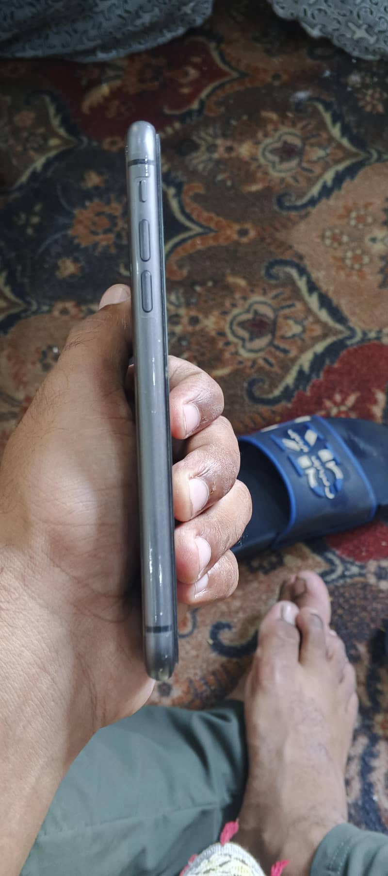 Apple iPhone 11 4